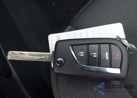 2024 Toyota Corolla Le z USA, uszkodzony, nr VIN 5YFB4MDE7RP226551